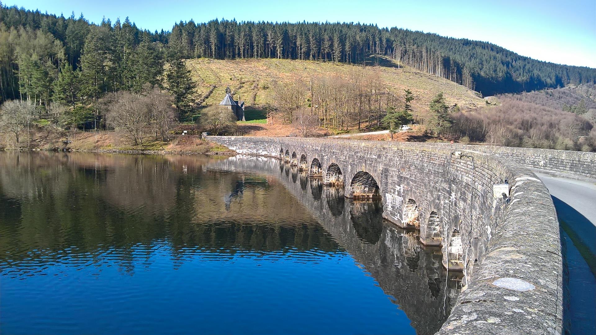 elan valley coach holidays